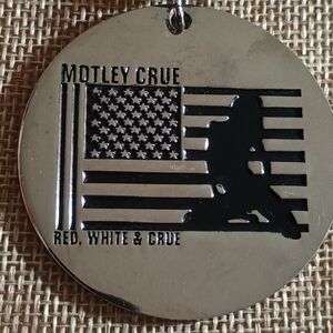 2005 Motley Crue Concert Black Cord Silver Circle Pendant Necklace